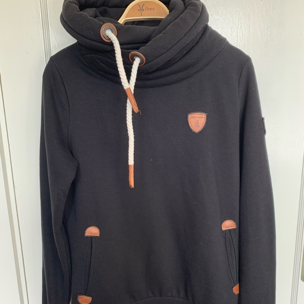 Wanakome Hoodie